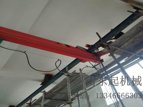 河北邢台桥式起重机厂家 单梁桥式起重机进行安装调试